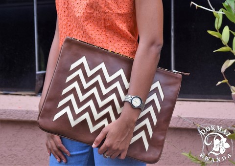 Clutch bag Yire